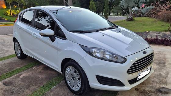 FORD FIESTA 1.6 SE HATCH 16V FLEX 4P MANUAL